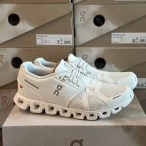 "On Women's Cloud 5 Shoes, White Color Soft Running Shoes For Womens "